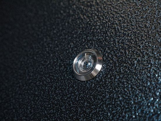 Входная дверь  